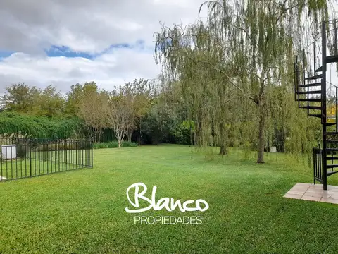 Casa 6 ambientes con 3 baños