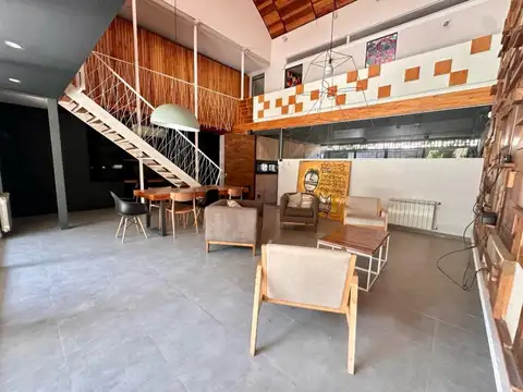 Casa 6 ambientes con 3 baños