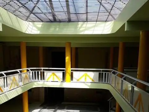 Local en Venta 25 años