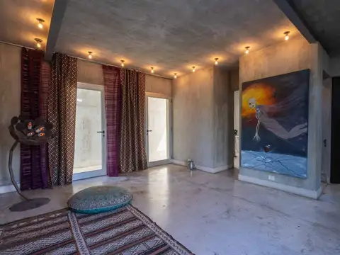 Casa en Alquiler Temporal con 2 cocheras