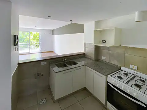 Departamento de 1 dormitorio grande en Barrio Abasto, alquilado