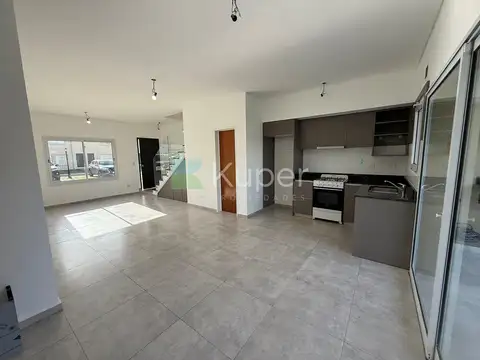 VENTA DUPLEX 3 DORMITORIOS OPORTUNIDAD La Angelica, Pilar, G.B.A. Zona Norte