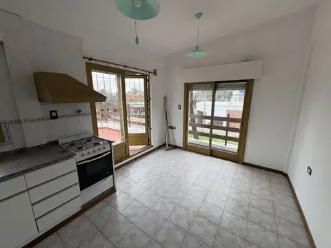 Departamento en Alquiler con 1 cocheras