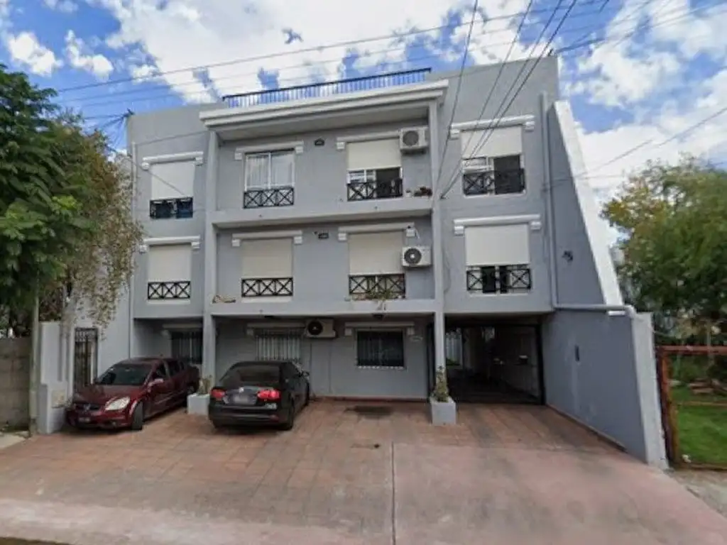 Paunero 3900, Piso 2