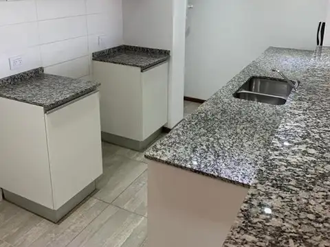 Departamento en Alquiler en Fisherton, $ 600.000