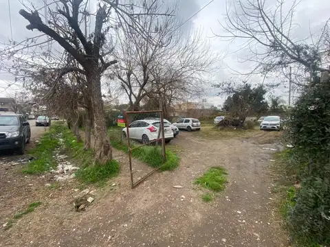 Terreno en Alquiler 30  mts Fondo