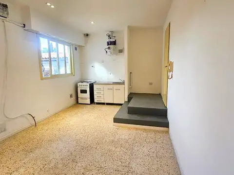 Paraná 3100, Piso 1