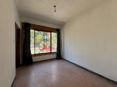VENTA CASA APTA CREDITO 3 AMBIENTES MONTE GRANDE
