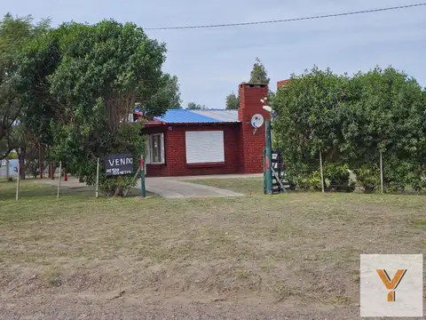 Casa en venta - 3 Dormitorios 2 Baños - Bahía San Blas