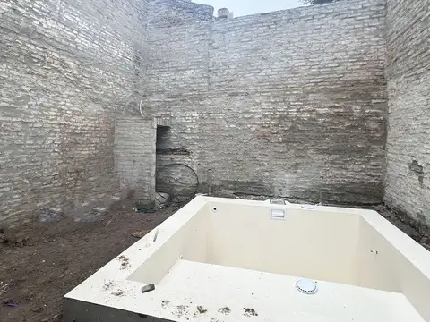 Casa 5 ambientes con 2 baños