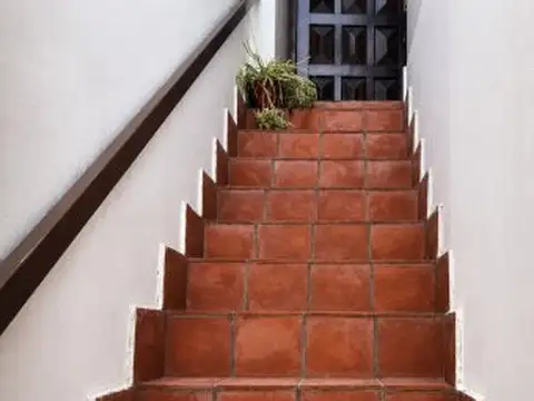 Depto Tipo Casa en Alquiler de 4 ambientes
