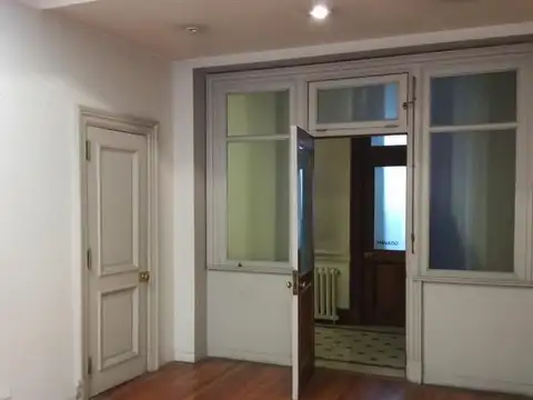 25 de Mayo 489, Piso 5
