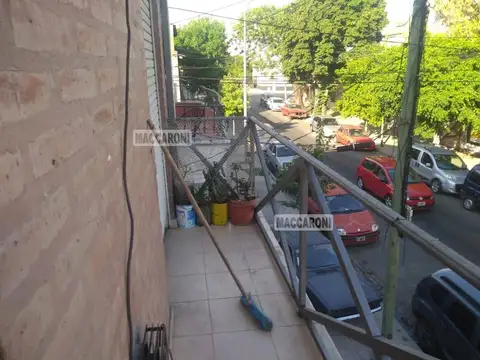 Depto Tipo Casa en Alquiler en Mataderos, $ 500.000