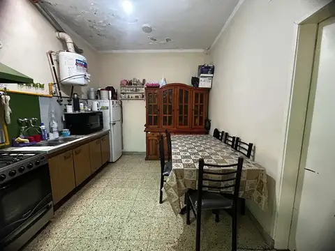 Casa en Venta, 2 Dormitorios, en San Andres, General San Martin, GBA Norte