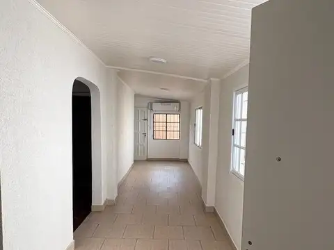 Depto Tipo Casa en Alquiler de 3 ambientes