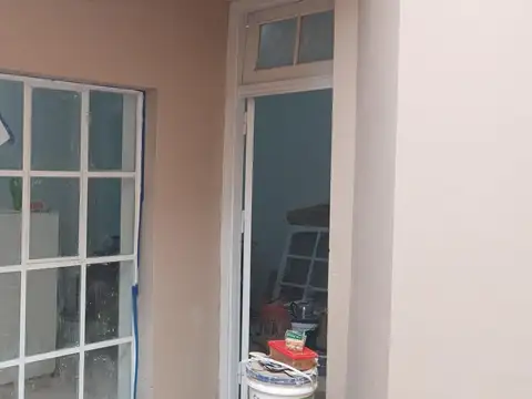 Depto Tipo Casa en Venta al Este