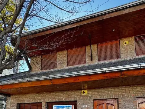 CASA EN VENTA - MERLO CENTRO
