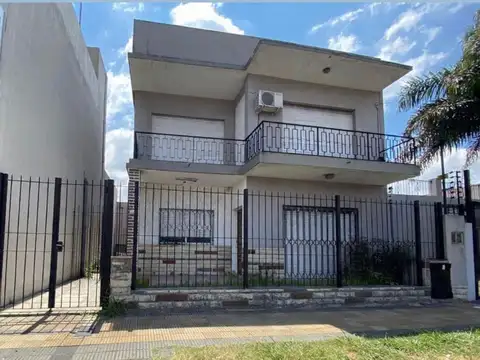 VENTA PH CASA MORON AV. DON BOSCO