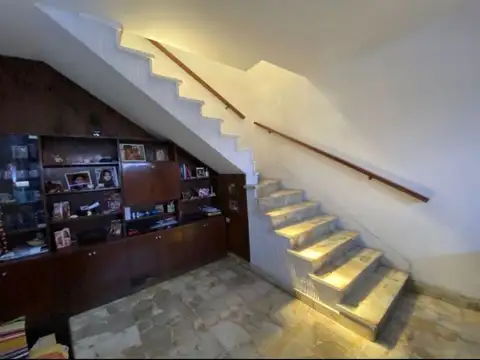 Depto Tipo Casa en Venta 56 años