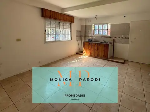DÚPLEX EN VENTA DE 3 AMBIENTES EN MORENO CENTRO