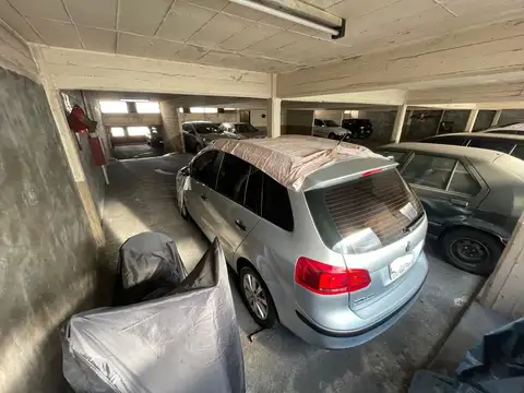  EXCELENTE COCHERA EN VENTA, EN BELGRANO 