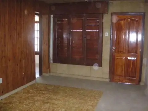VENDO CASA EN RAFAELA