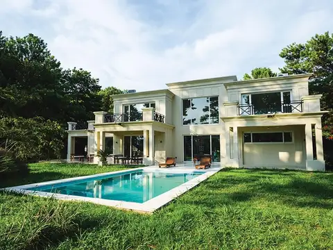 Venta de lote en Barrio Cerrado Pinares