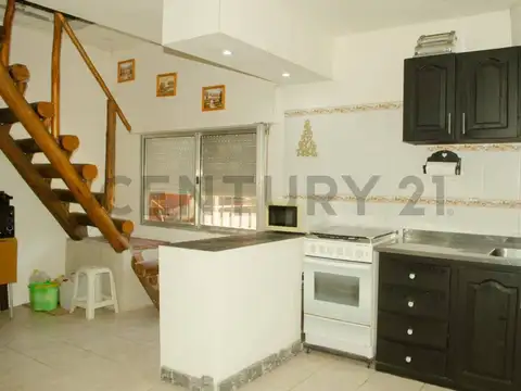 Casa 4 ambientes con 1 baño