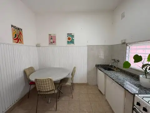 Casa de pasillo unico en Refinerias