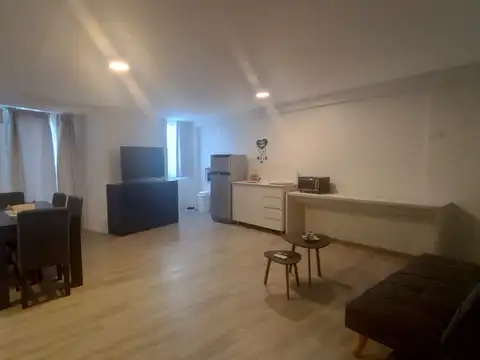 Avenida Santa Fe 5100, Piso 1