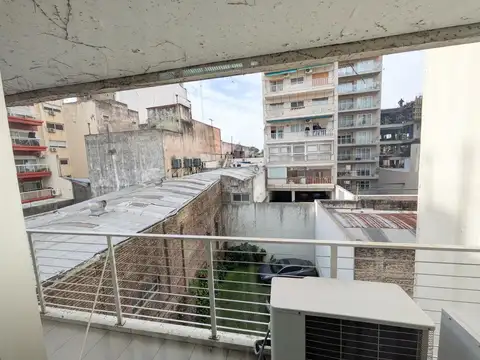 Oficina en Alquiler al Este