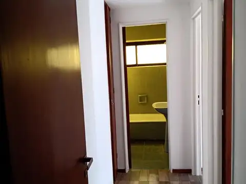 HERMOSO DEPTO. 3 AMBIENTES EN ALQUILER - VICENTE LOPEZ - EXCELENTE UBICACION
