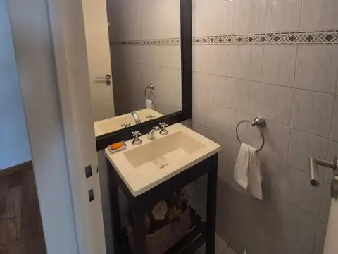 Departamento 4 ambientes con 3 baños