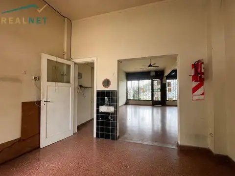 Local en Venta 60 años
