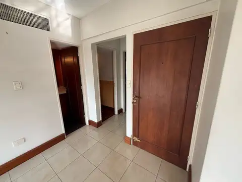 Departamento con tres dormitorios, en zona centrica en alquiler