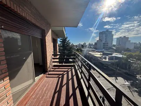 Departamento 3 ambientes con 3 baños