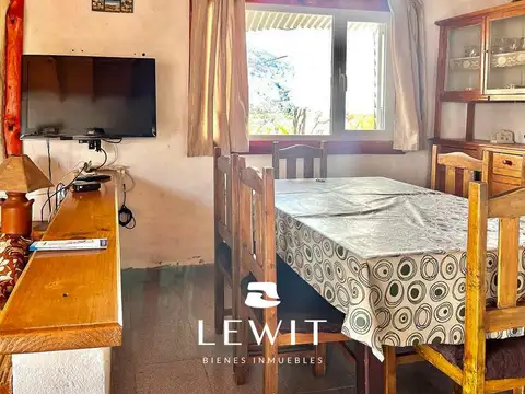 VENTA CASA 3 DORMITORIOS EN MOQUEHUE CON VISTA AL LAGO