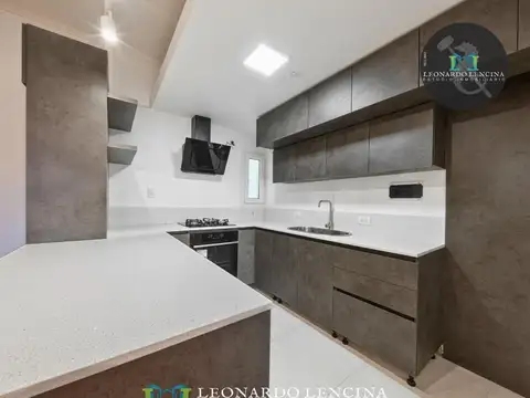 DEPARTAMENTO 4 AMB + RECICLADO + CONTRA FRENTE - PLAZA MITRE