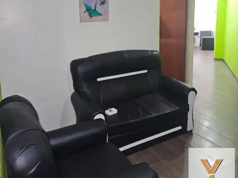Oficina 6 ambientes con 1 baño
