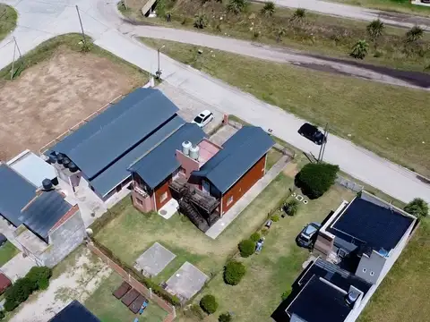 COMPLEJO DE 4 DEPARTAMENTOS AMOBLADOS CAMET NORTE