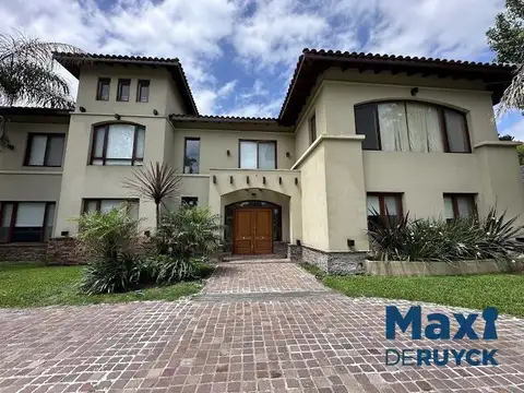 Casa en Venta de 5 dormitorios