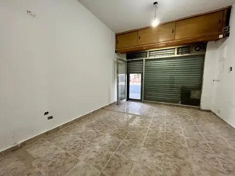 LOCAL EN VENTA - VILLA SANTA RITA. CABA
