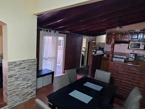 Depto Tipo Casa 3 ambientes con 1 baño
