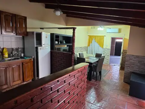 Depto Tipo Casa en Alquiler de 3 ambientes