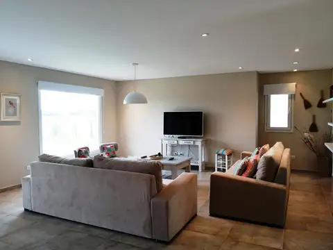 Casa en Alquiler Temporal de 4 dormitorios