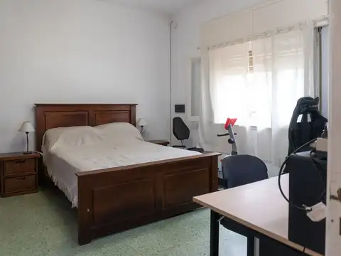 VENTA CASA 2 DORM + COCHERA + TERRAZA BURZACO