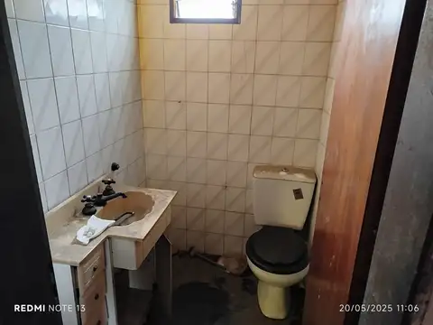 CASA 3 AMBIENTES EN VENTA EN LOMAS DE ZAMORA