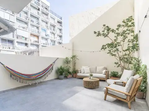 Dos Ambientes con Patio - Monserrat