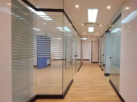 Oficina en Venta 66 años
