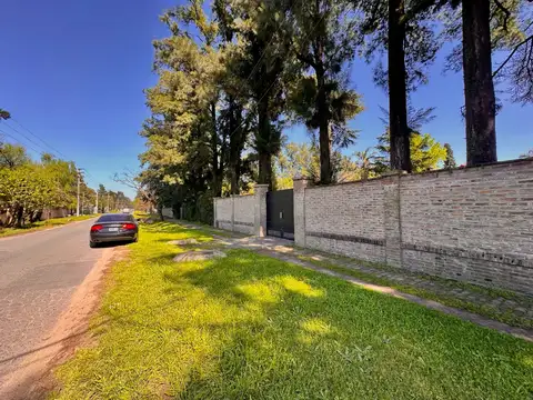 Casa en Venta en La Reja, USD 139.000